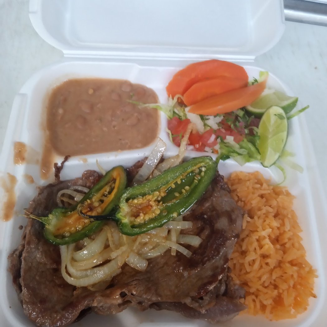 MexiNica Taco Truck 2
