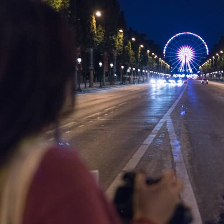 Visite guidée à vélo de Paris en soirée avec une heure de croisière en bateau 3