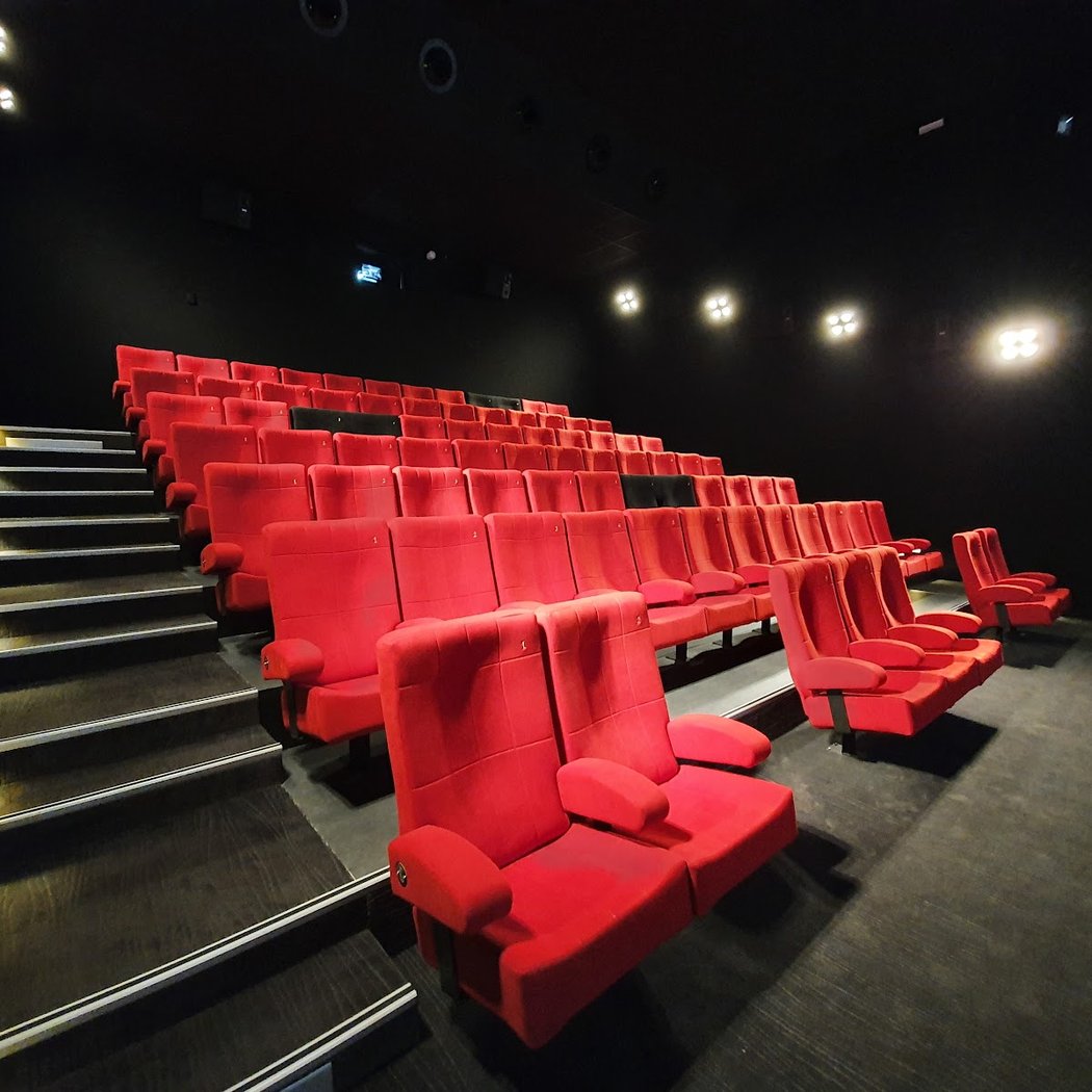 EMERAUDE CINEMAS 1
