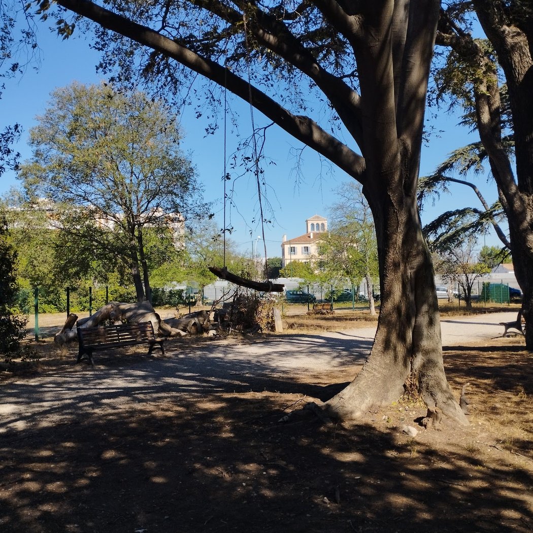 Jardin De La Mathilde 2