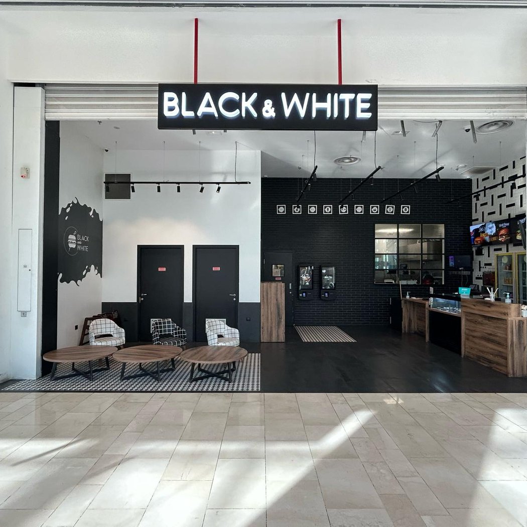 Black & White Burger Créteil Soleil 2