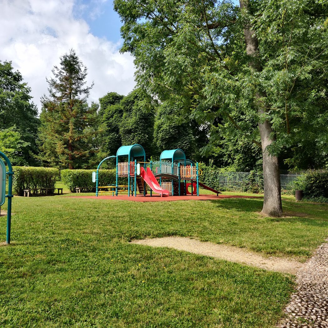 Jardin public de l’école des Postes 2