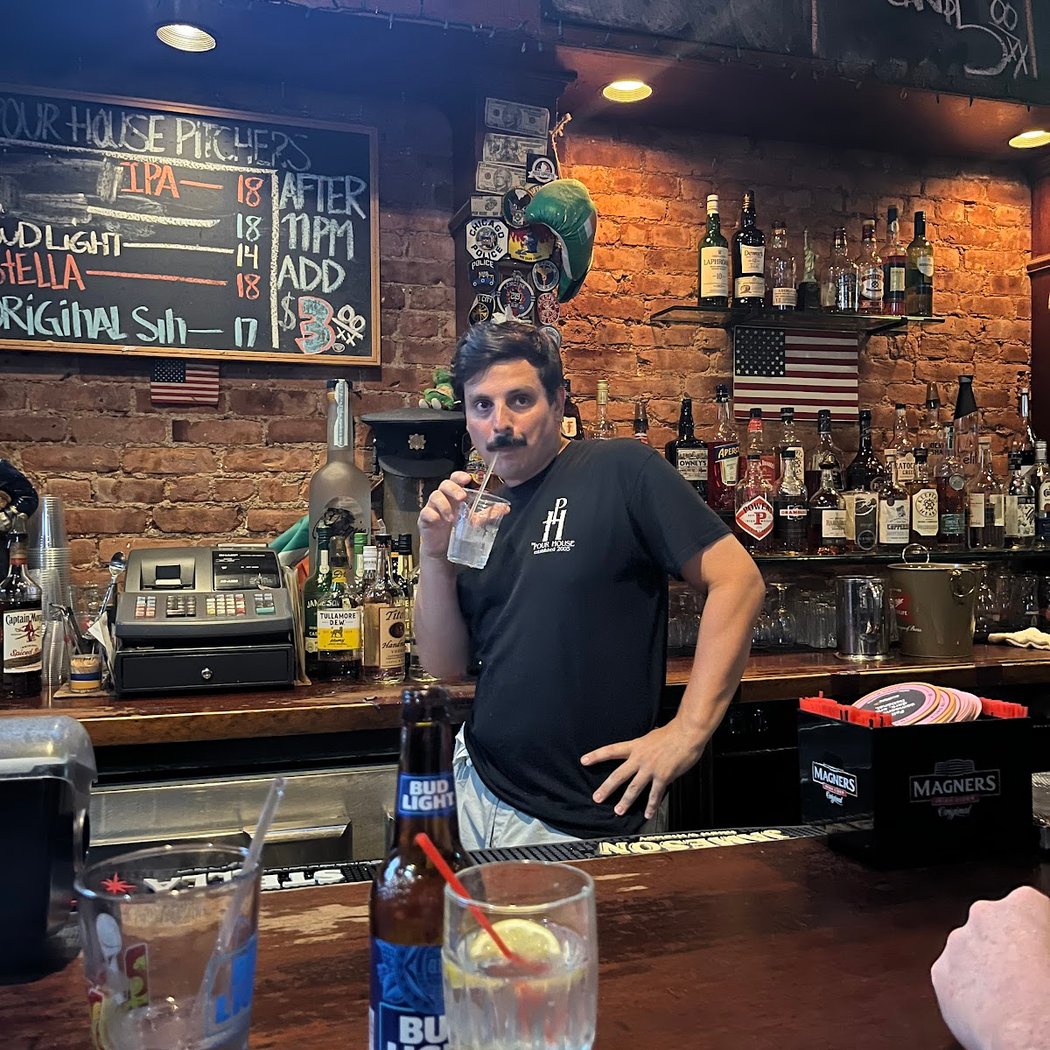 Pour House of Bay Ridge 1
