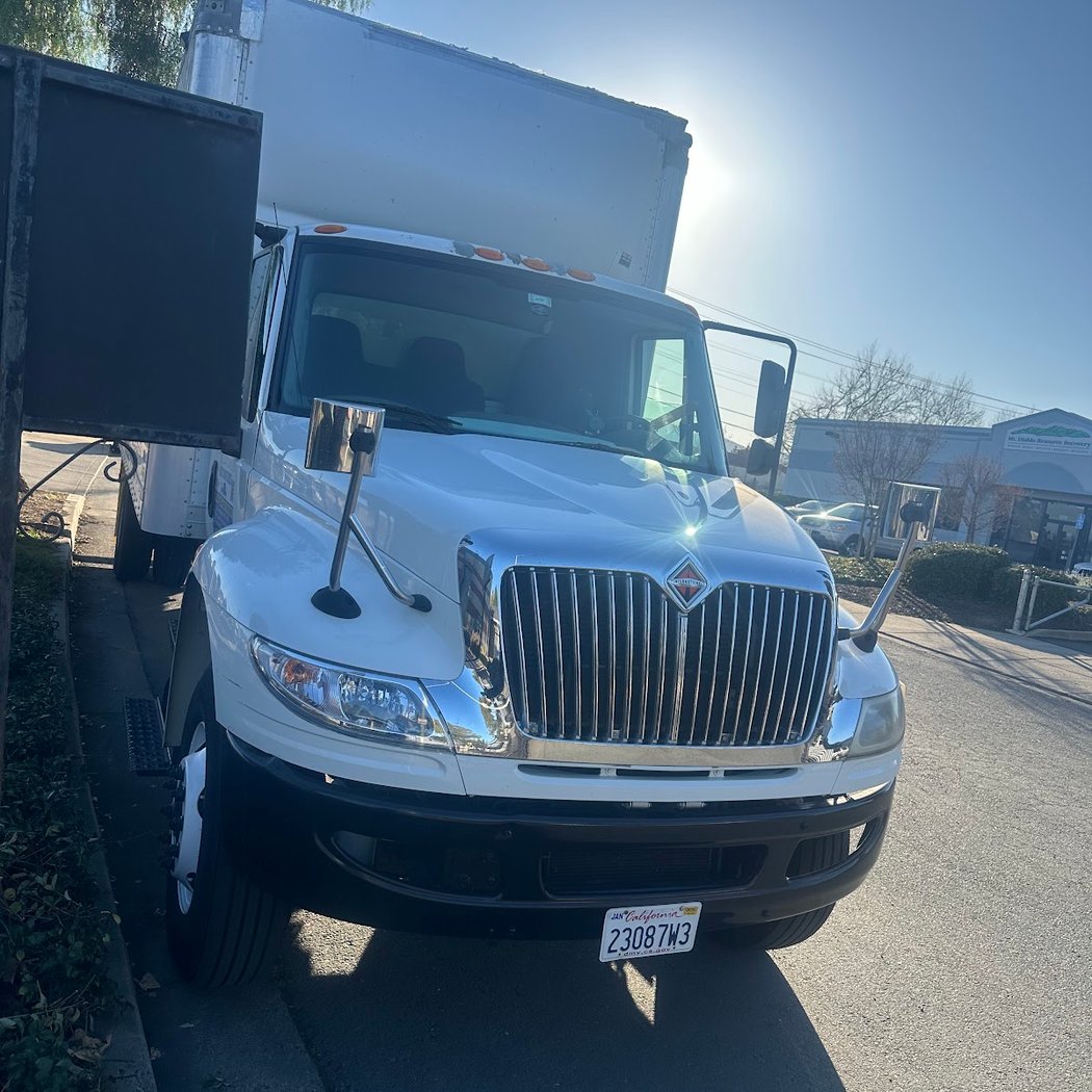 Victor's Moving Services 2