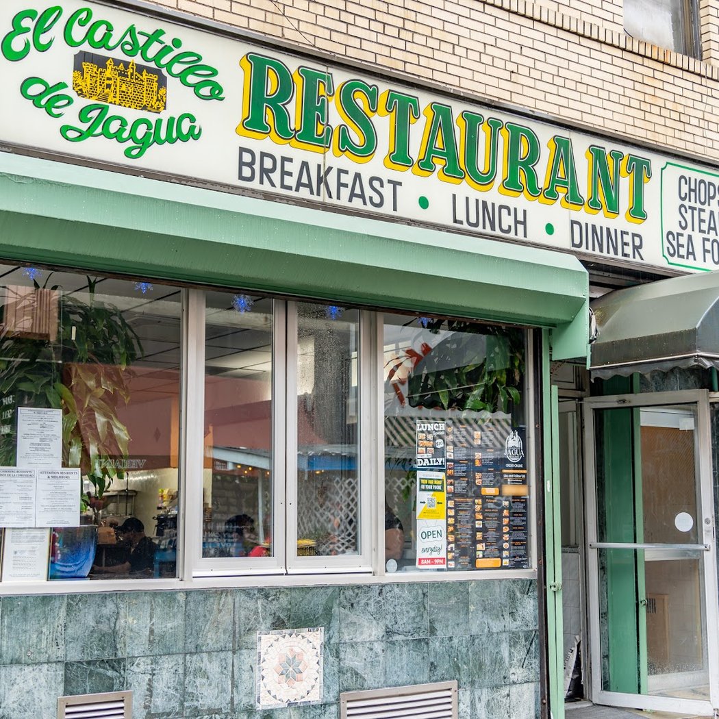 El Castillo De Jagua Restaurant 2