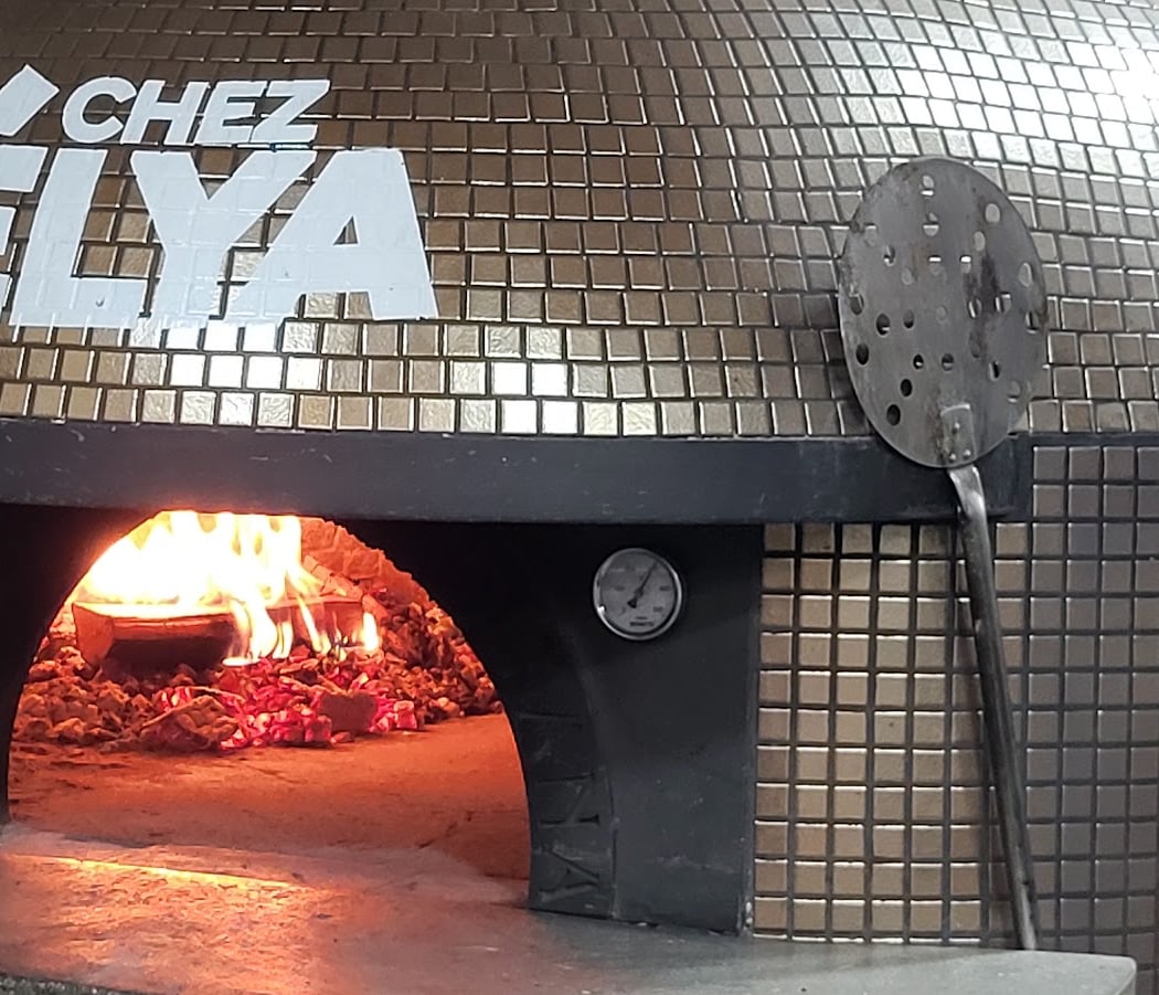 Chez Nelya Pizza au feu de bois 2