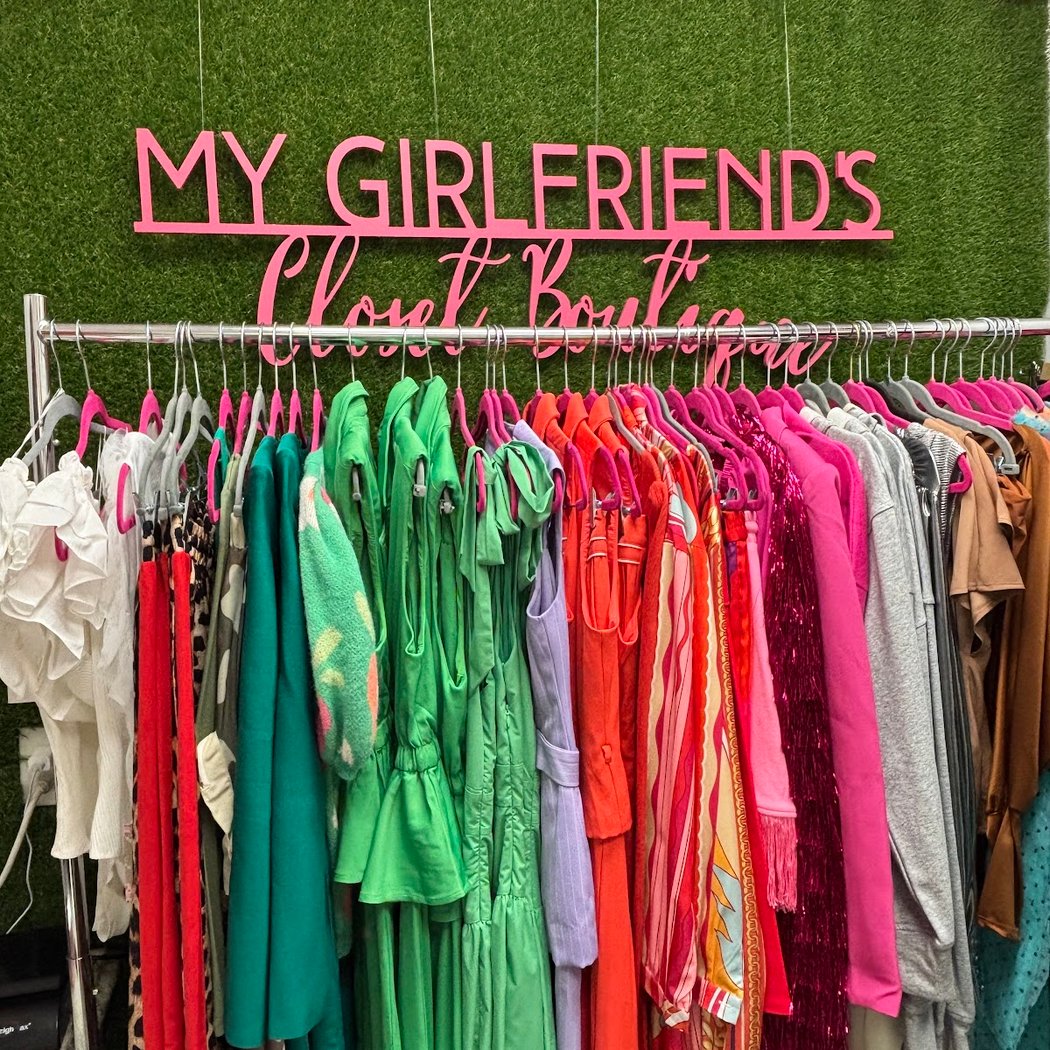 My Girlfriend's Closet 1