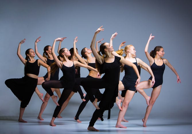 Cours Danse Contemporaine Adultes - Móór J MIZRACHI 1