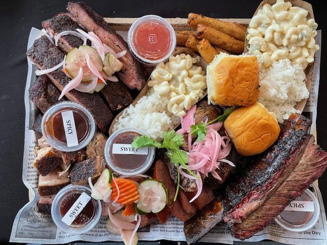 Dom’s Nom’s Catering 1