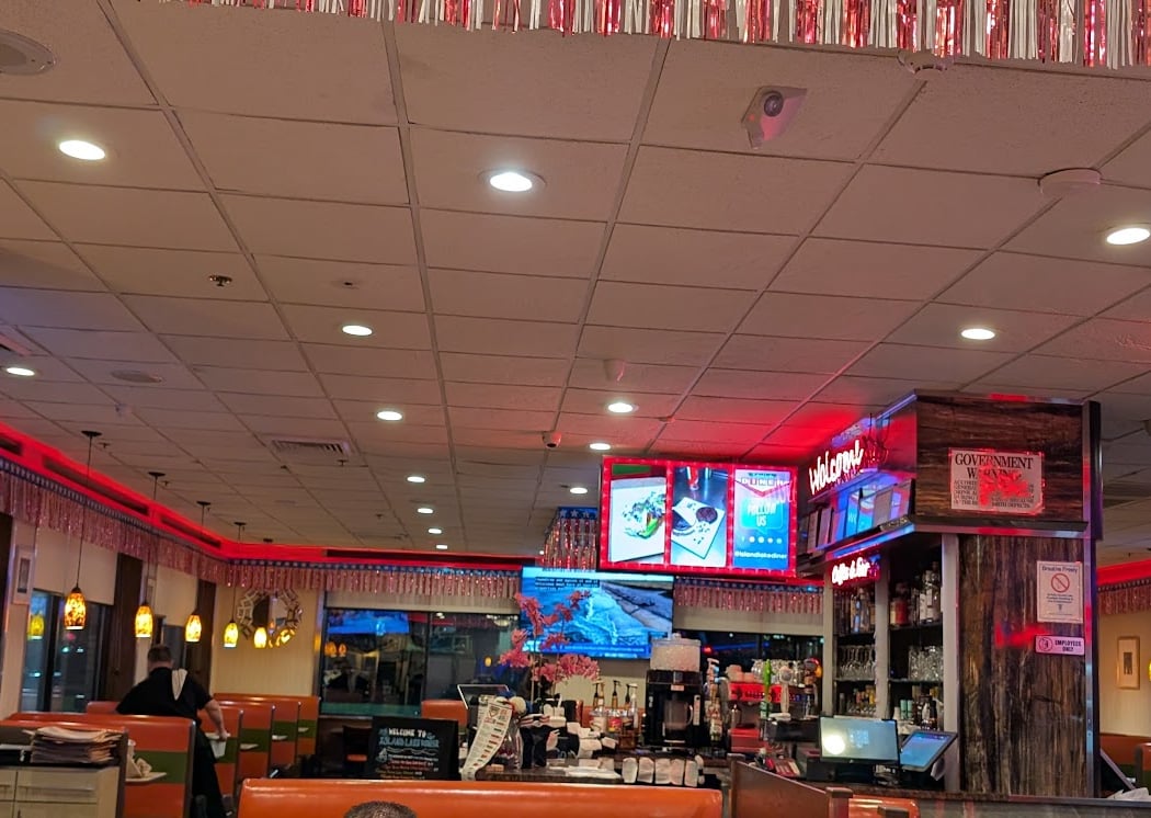 Island Lake Diner 3