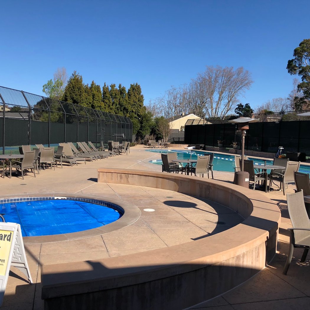 Peninsula Tennis Club 3