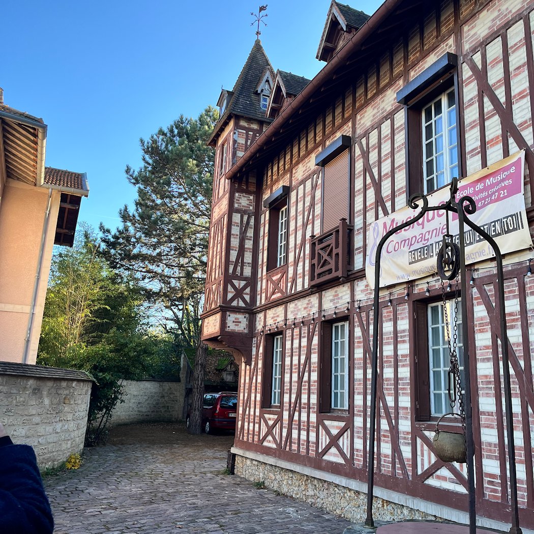 Le Manoir (salle de concert) 2