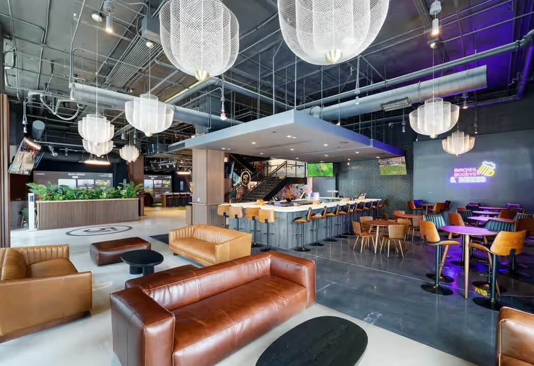 Golf & Sip at Five Iron Golf 2