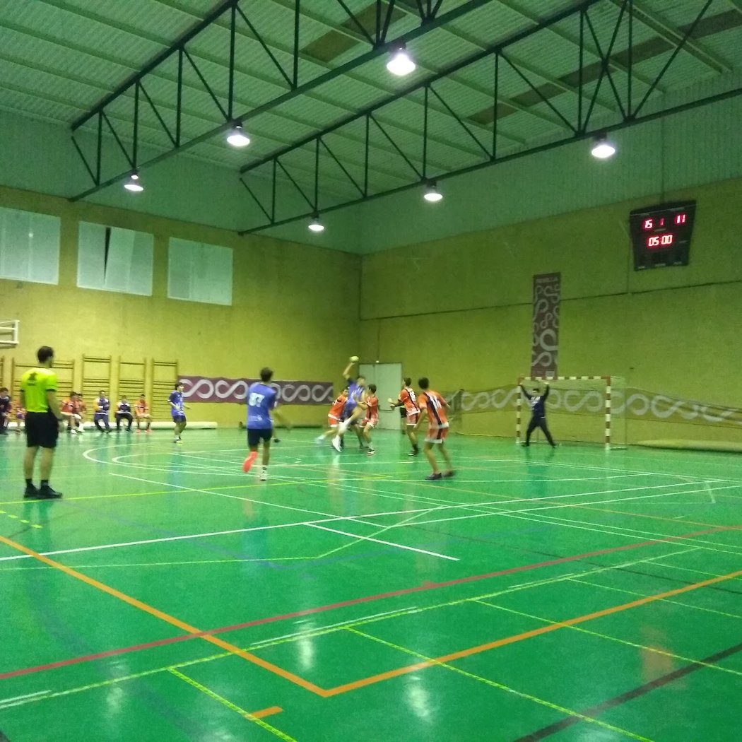 Centro Deportivo Pino Montano 1