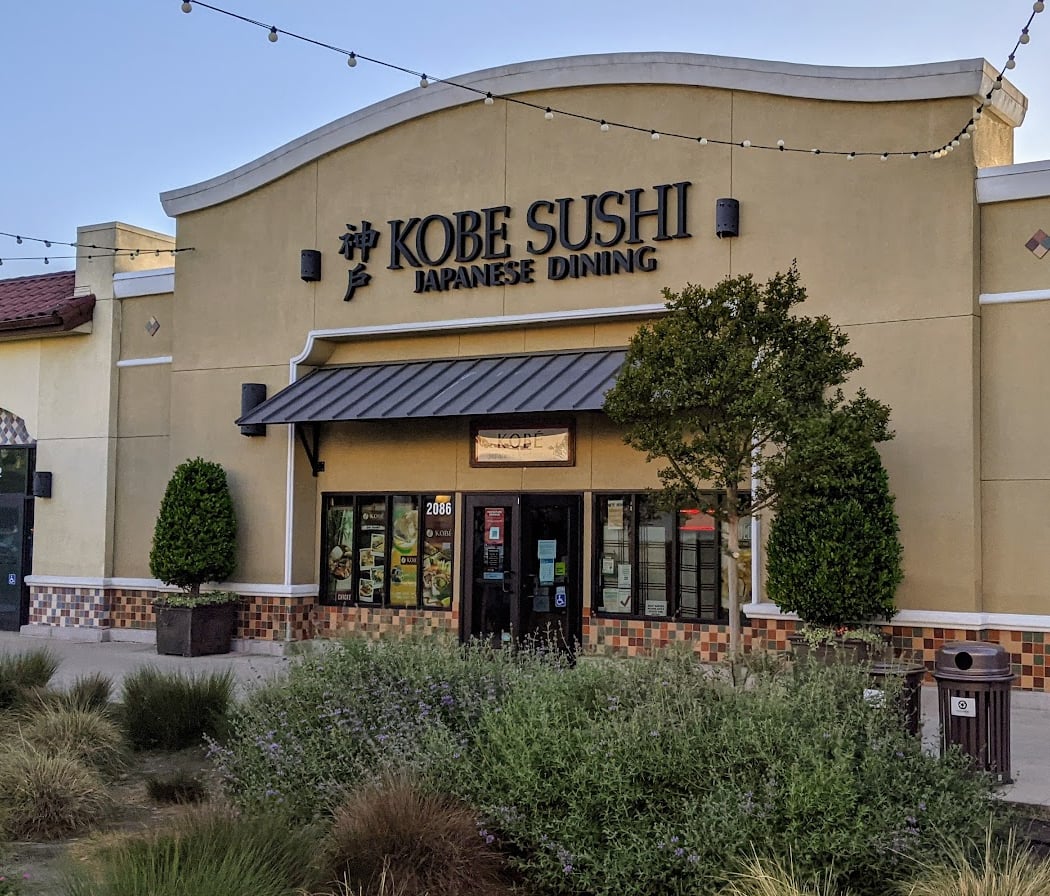 Kobe Japanese Restaurant and Sushi 3