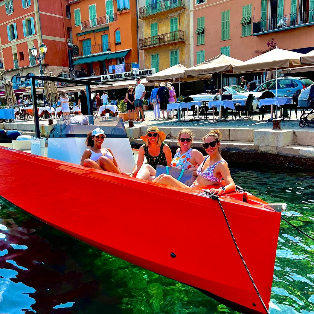 Glisse Evasion Boat Rental, Villefranche sur Mer, France 1