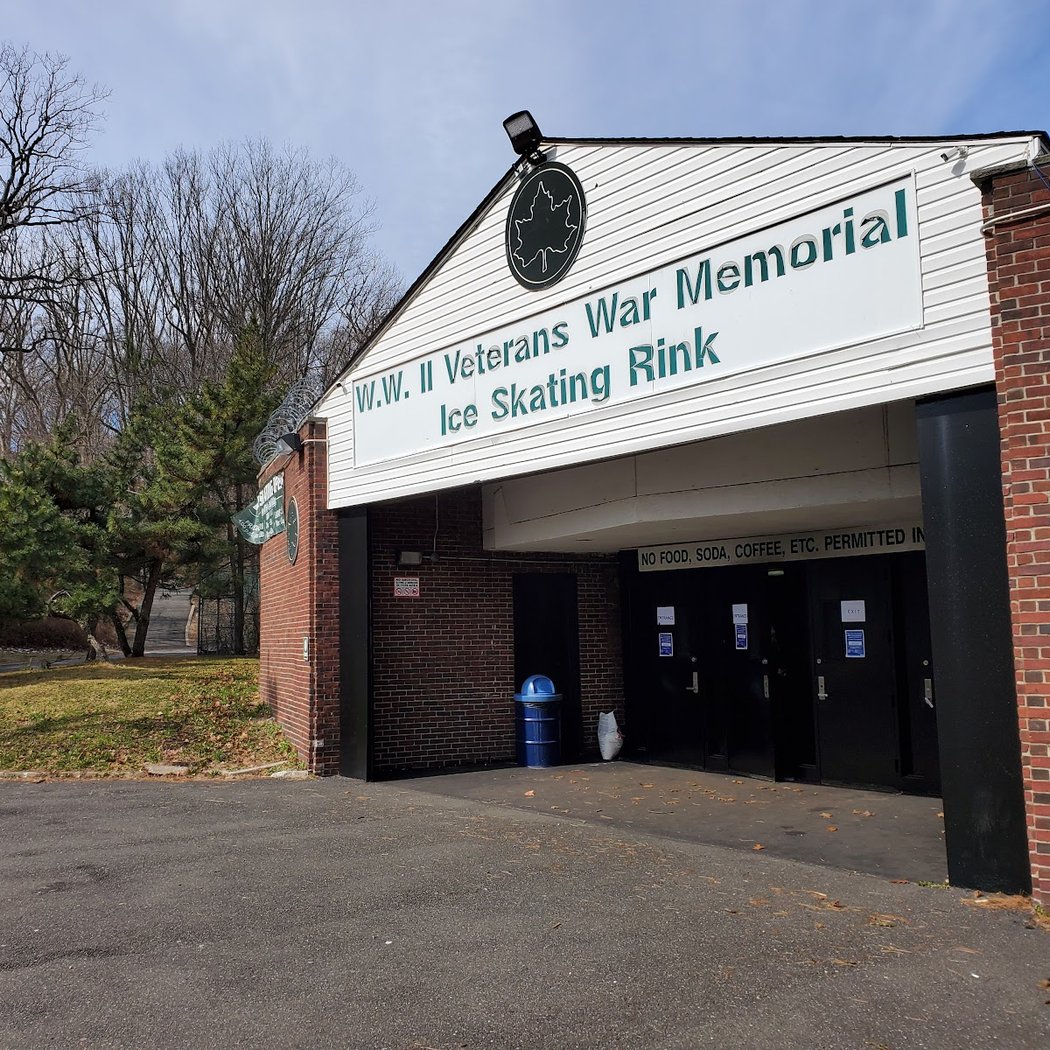 WWII Veterans Memorial Ice Skating Rink 3