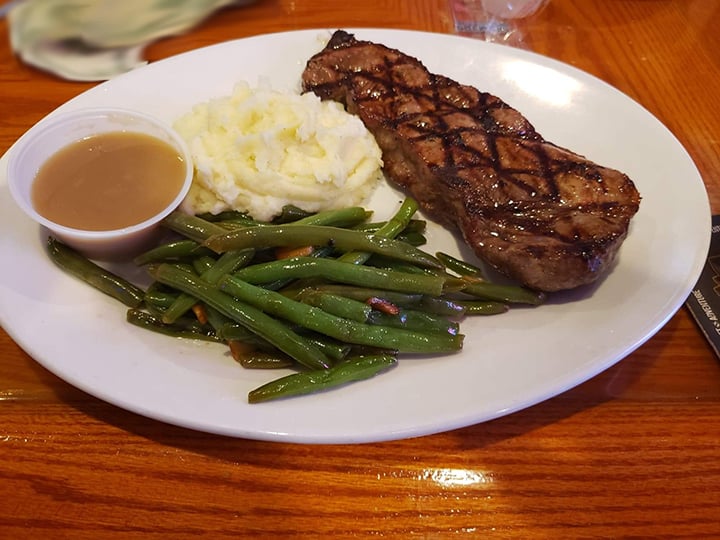 Trackside Bar & Grill 3