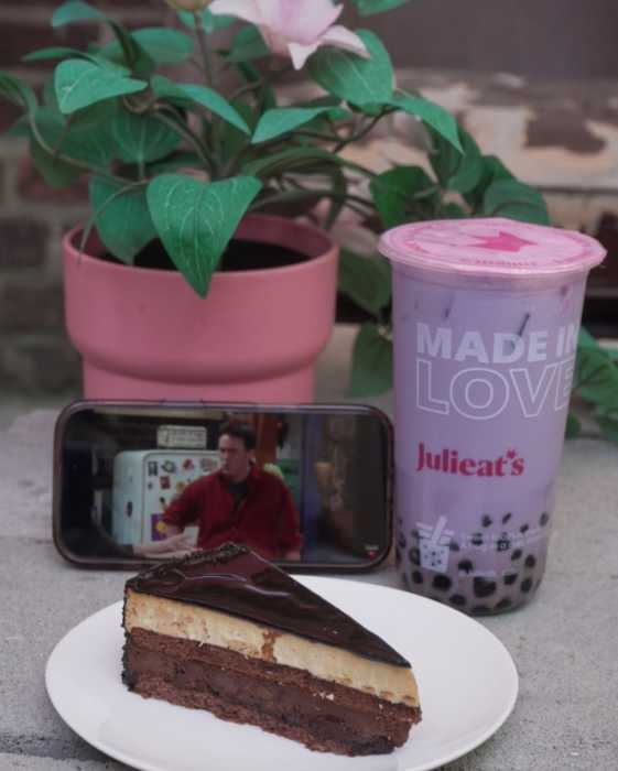 Julieat's Bubble Tea & Dessert Cafe 2