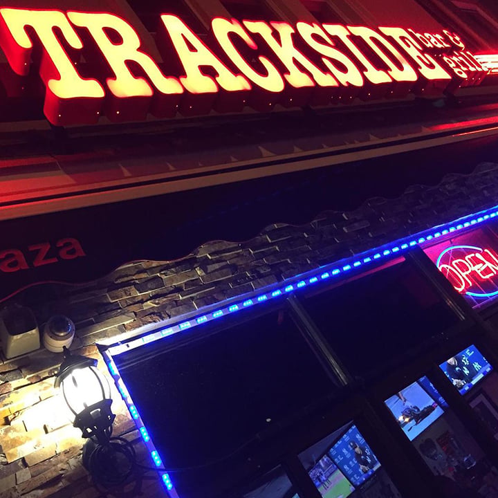 Trackside Bar & Grill 4