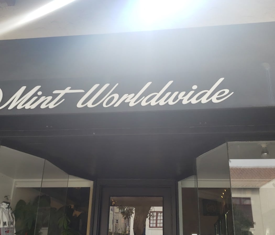 Mint Worldwide 3
