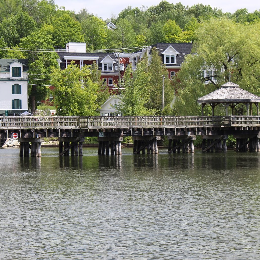 North Hatley 2