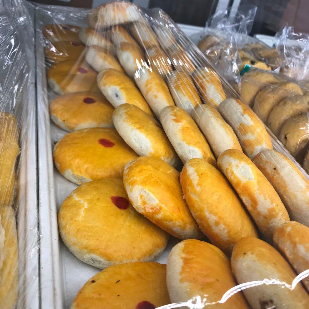 Dan's Bakery & Restaurant 3
