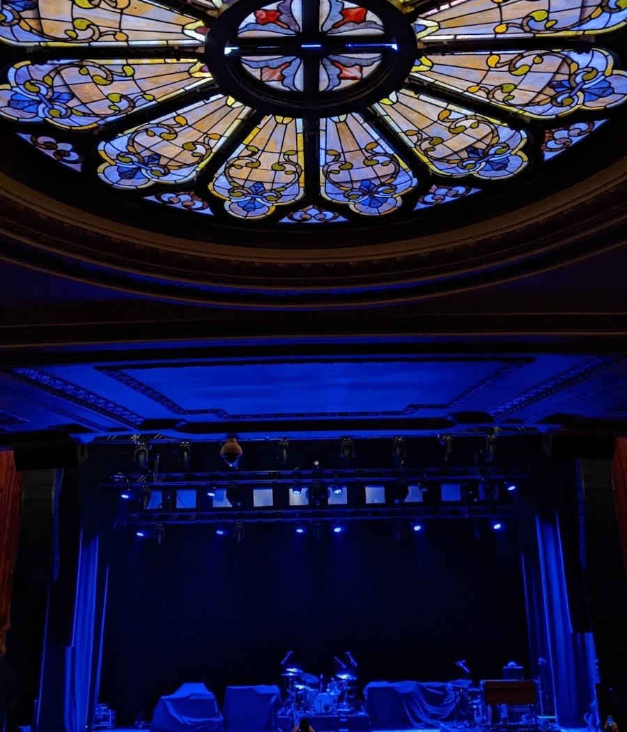 She & Him: Pump Up The Volumes Tour