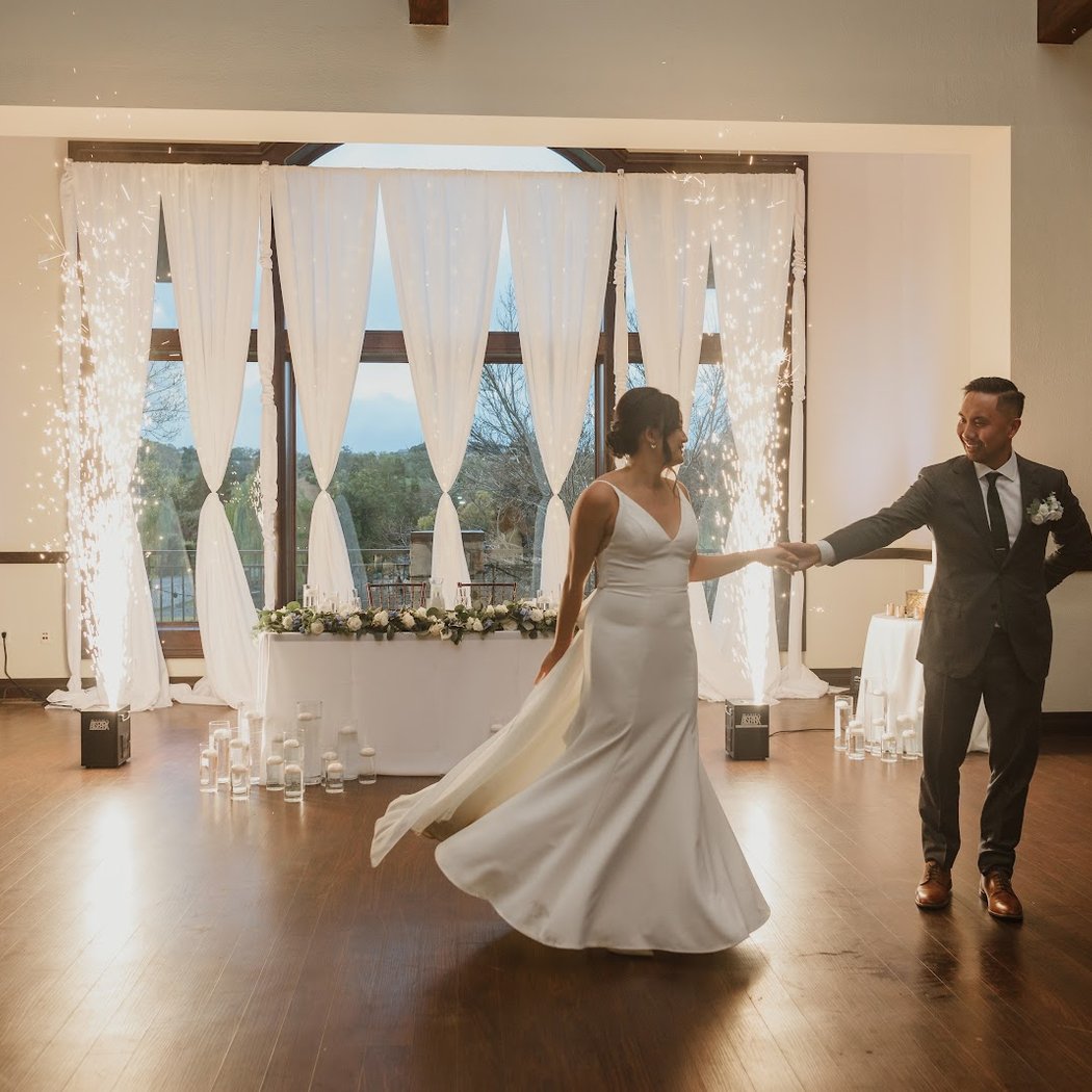 Wedding & Salsa Dance with Lucy 3