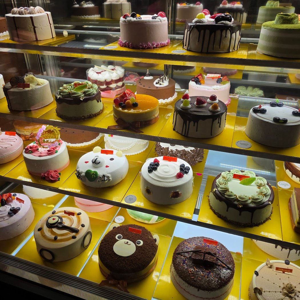 Breeze Bakery Cafe 2