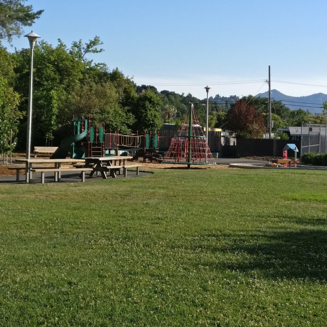 Pueblo Park 2