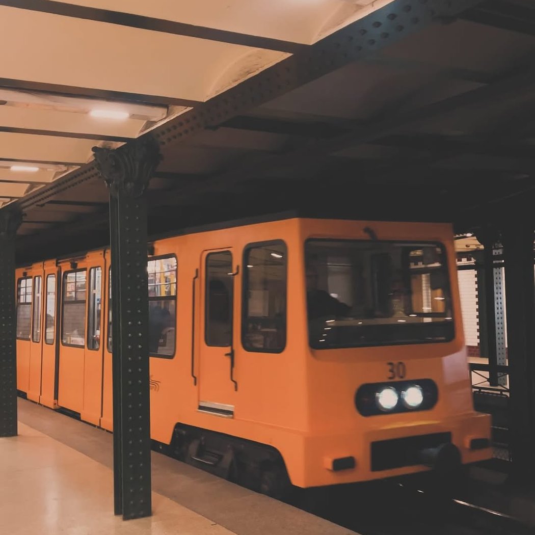 Francis Deák Square Metro Station 1