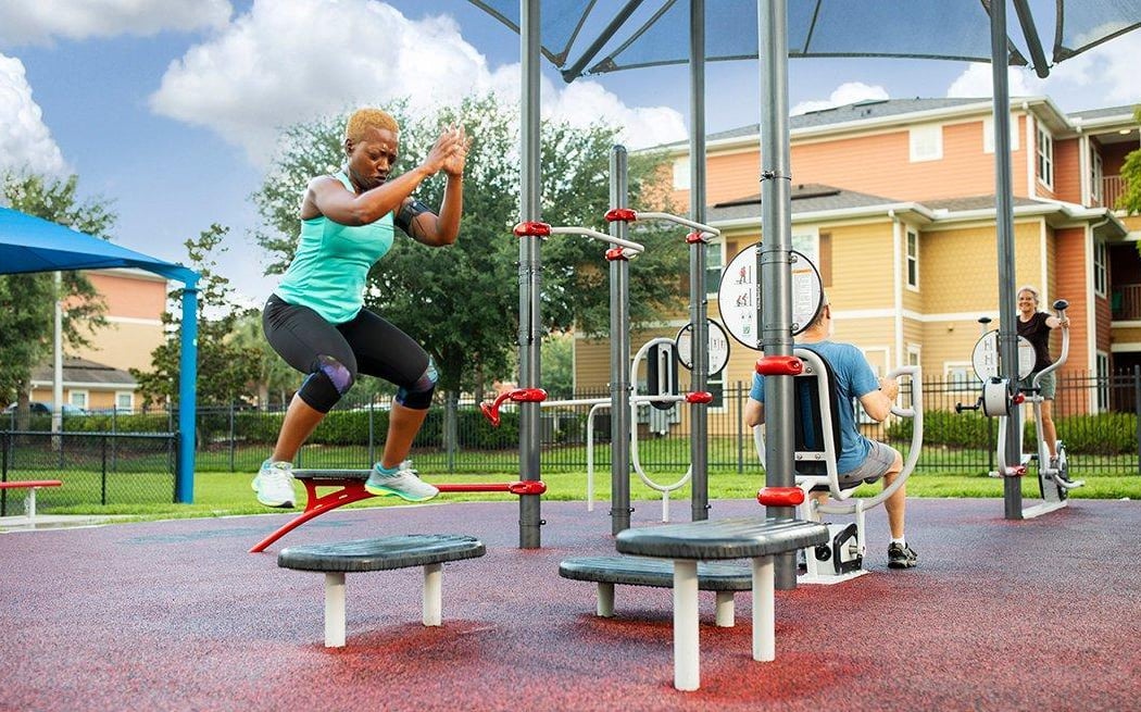FitLot Outdoor Circuit Workouts 1