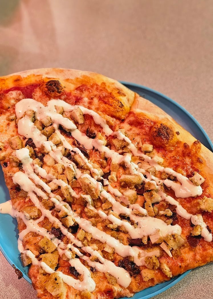 Putnam Lake Pizza 1