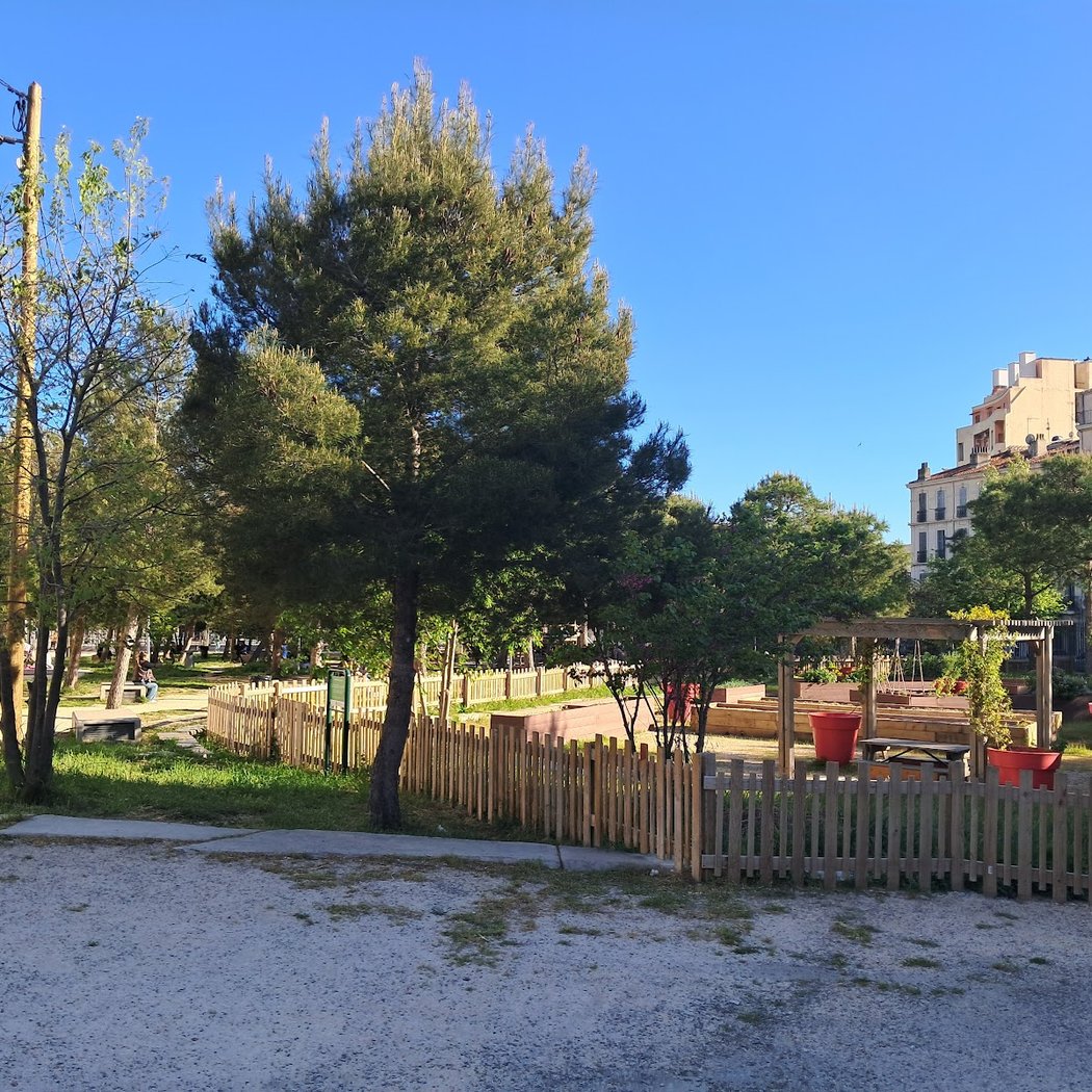 Parc de la porte d'Aix 3