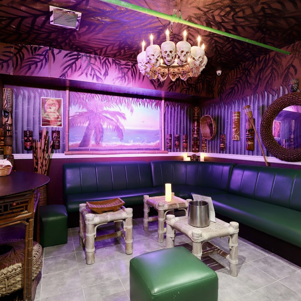 Private Karaoke Rooms at Retro Speakeasy 2