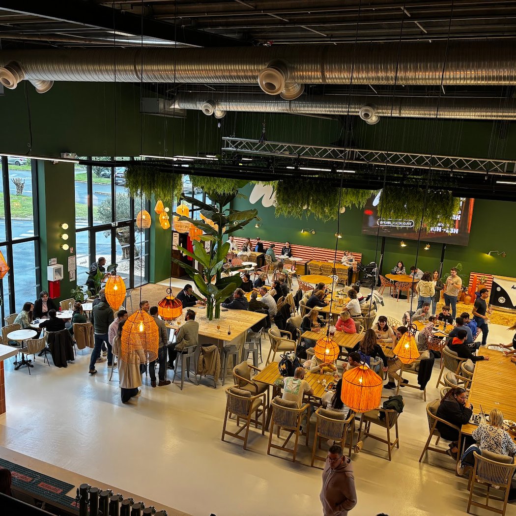 Henri Food Court | Pau - Lescar 2