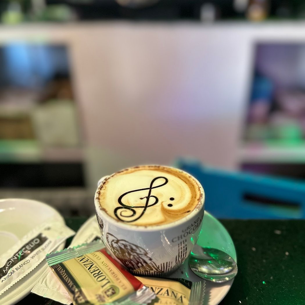 Bar Minimo 3