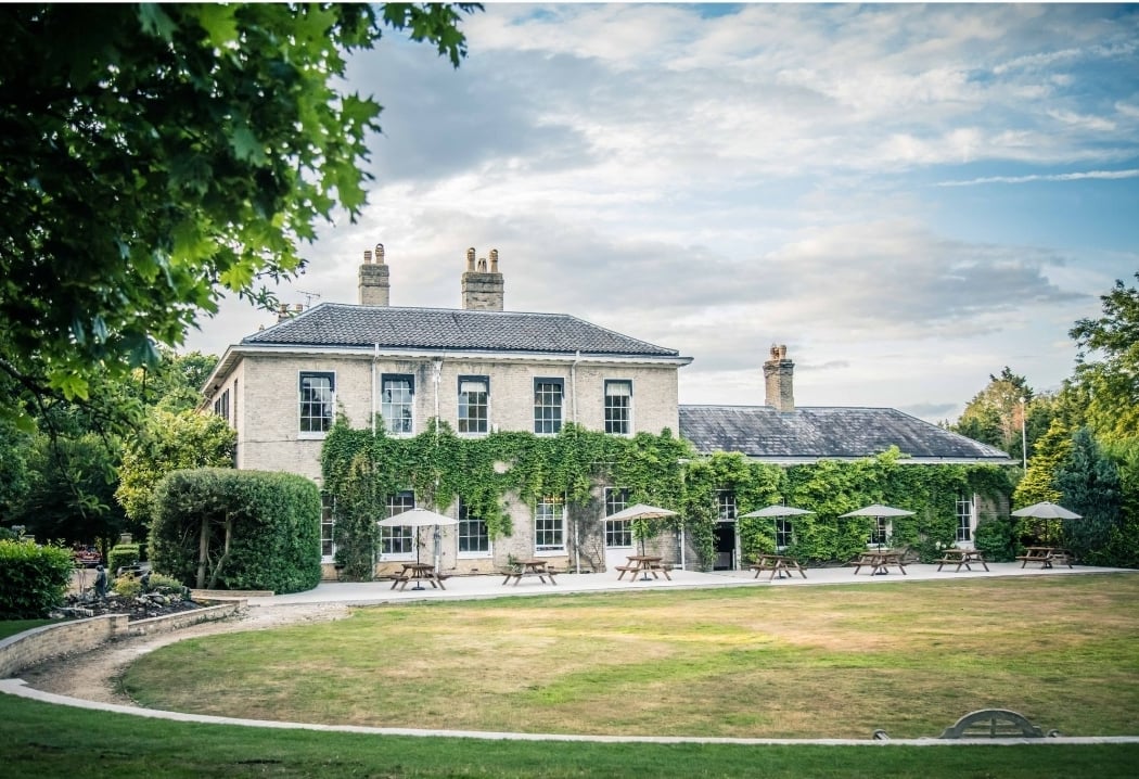 Caistor Hall by Brasteds 2