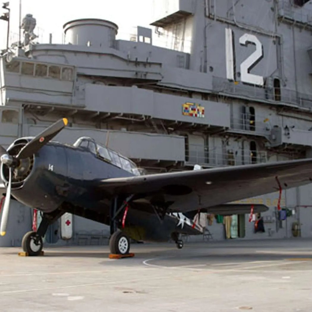 USS Hornet - Sea, Air and Space Museum 1