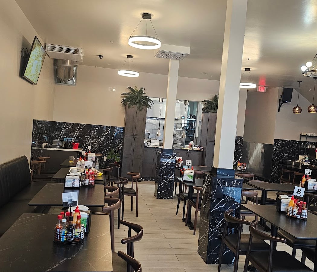 Marisco los Reyes Bar Grill and Breakfast 2