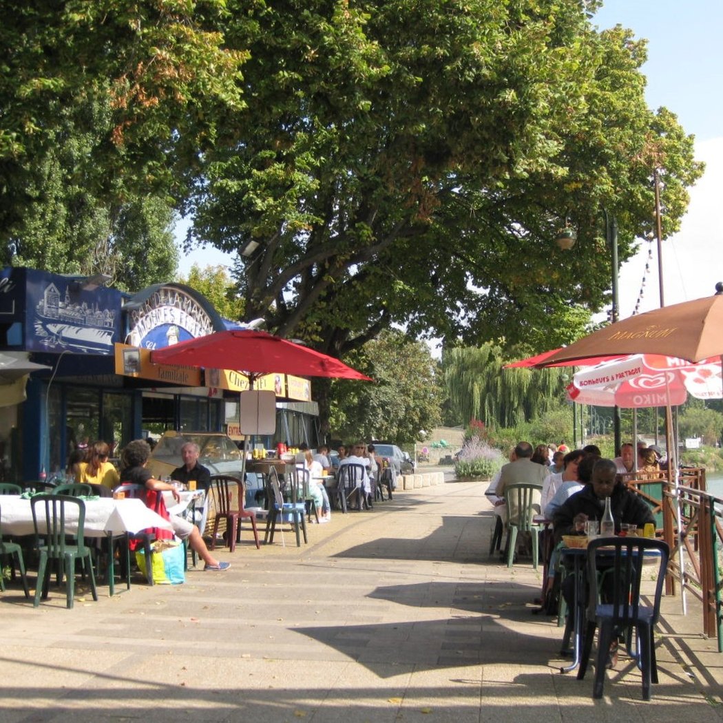 Guinguette de Neuilly-sur-Marne, Bar de la Marine 1