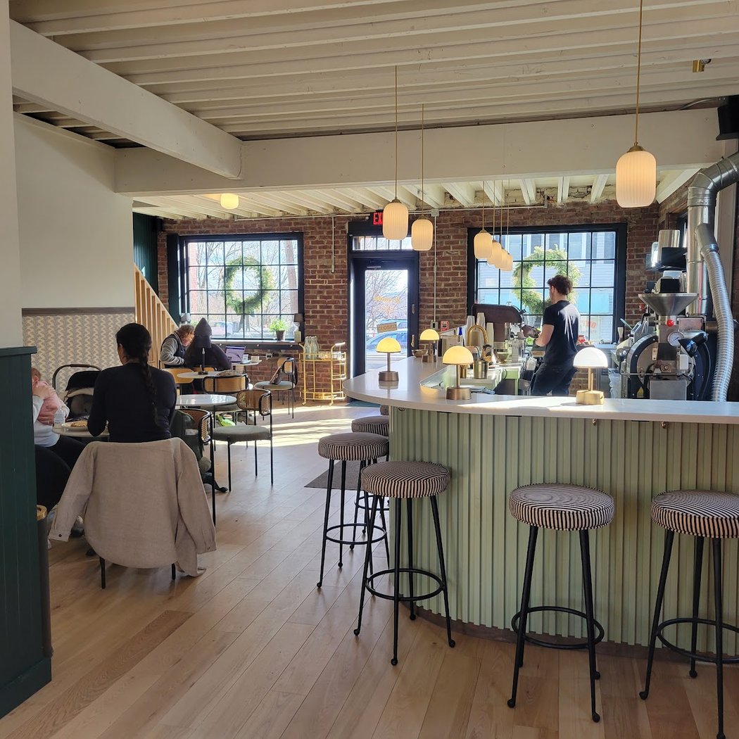 Fermata Cafe & Roastery 2