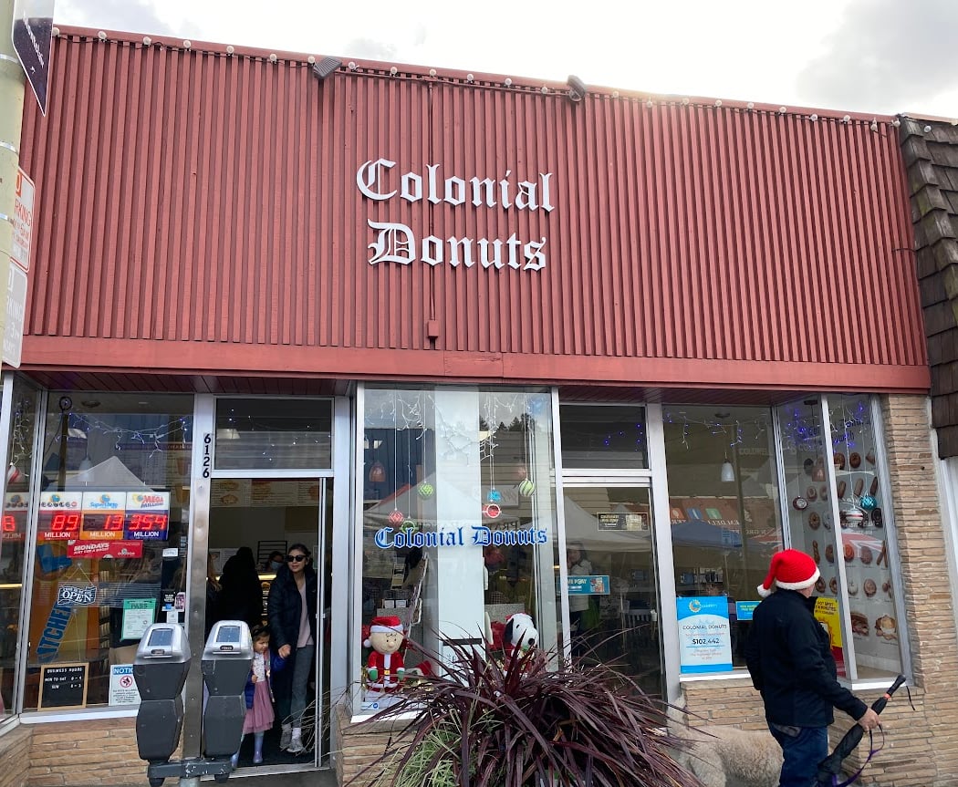 Colonial Donuts 2