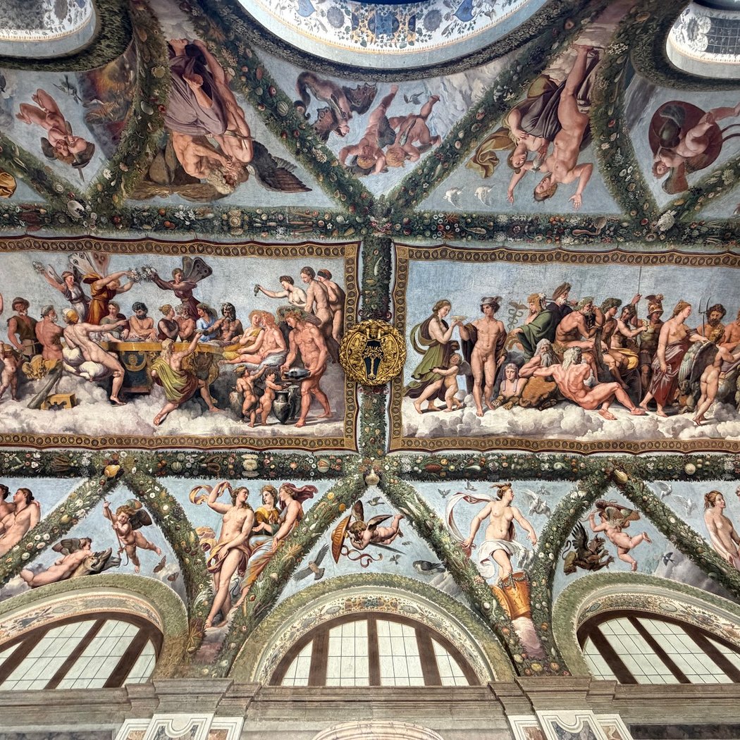 Villa Farnesina 2