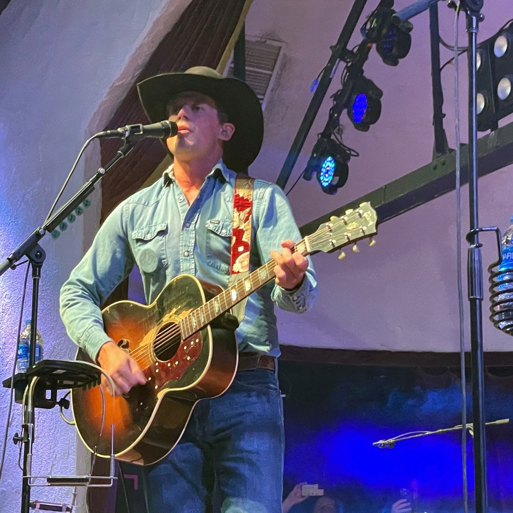 Turnpike Troubadours 3