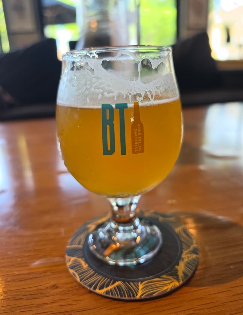 Trivia Night Mondays 1