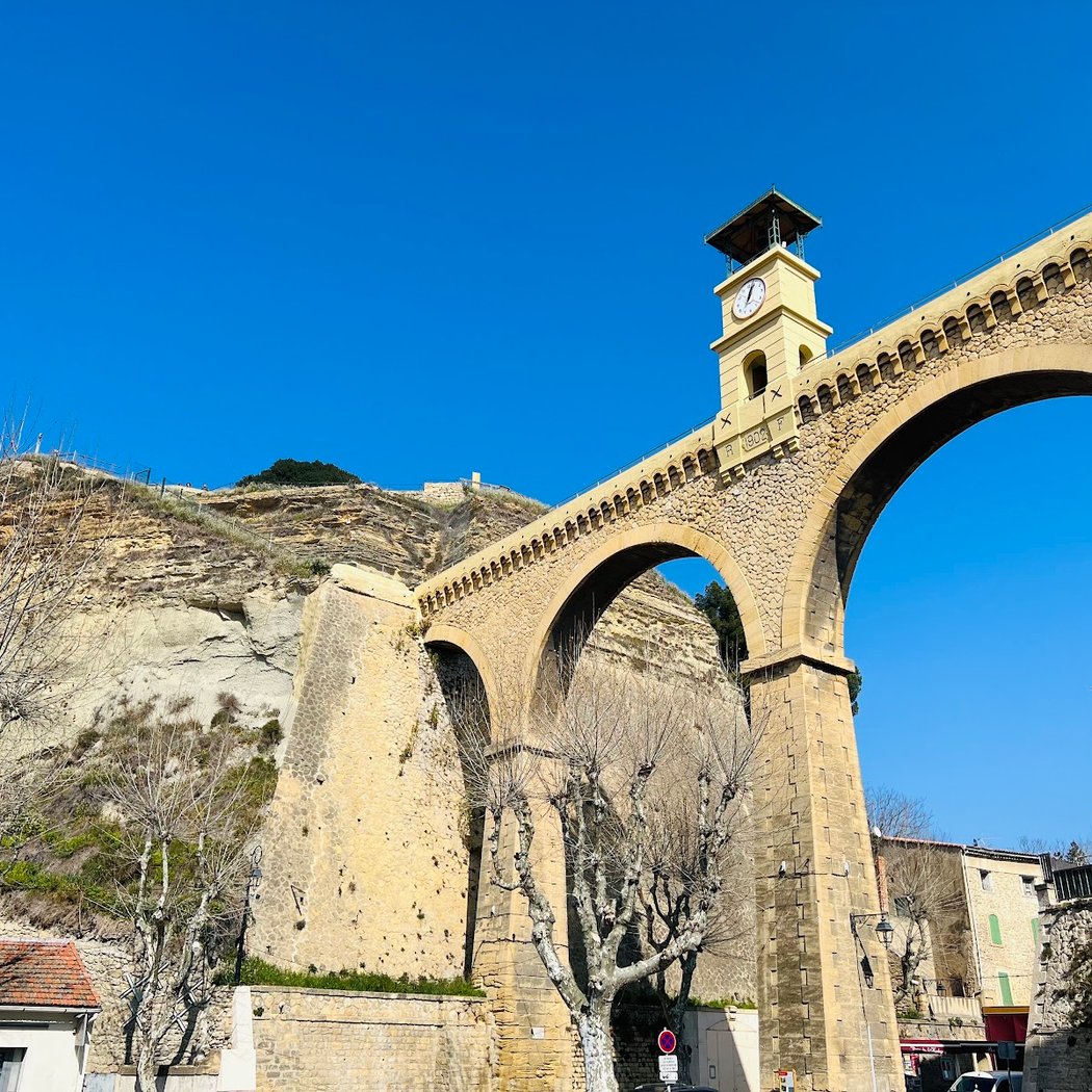 Aqueduc du Pont de l'Horloge 2