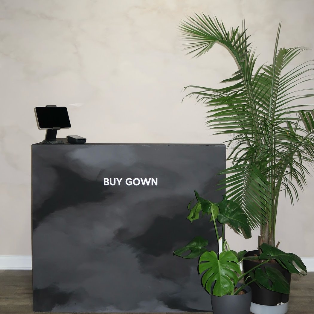 BUY GOWN 3