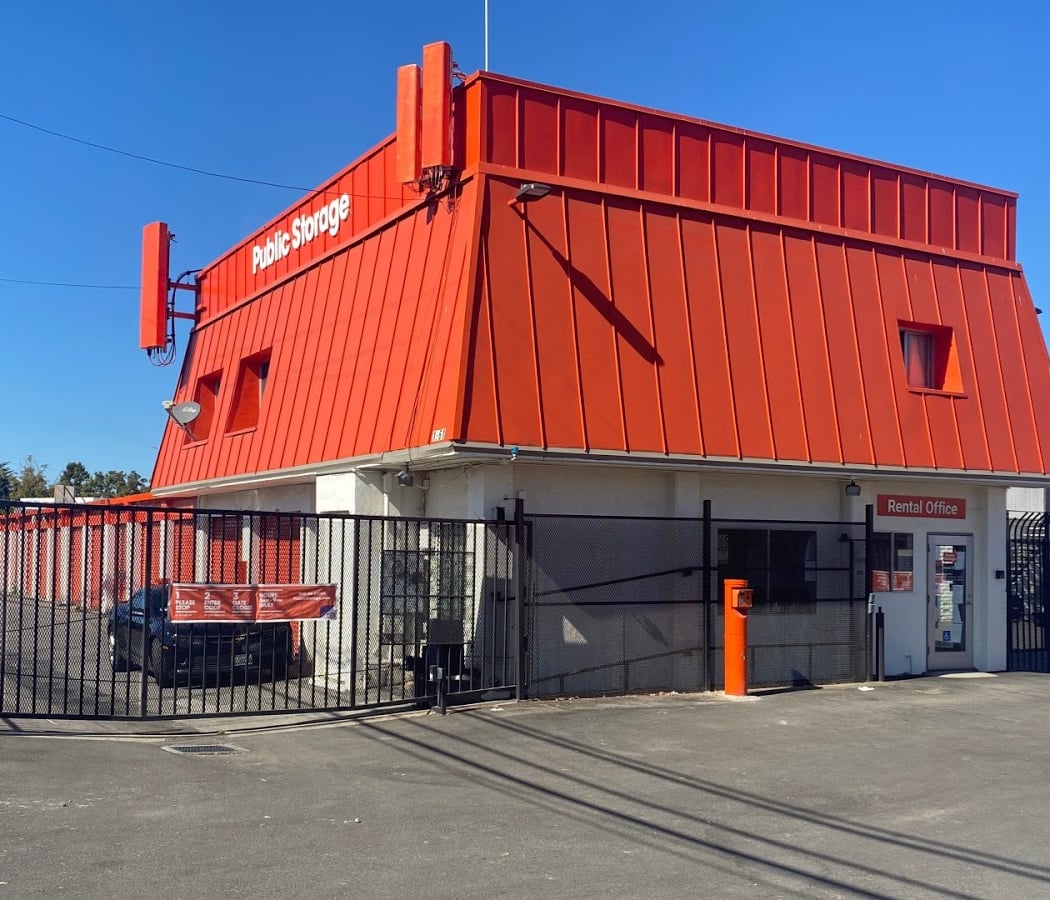 Public Storage 2